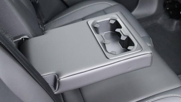 Used Volvo XC40 2025 for sale - 76201081: Photo 34