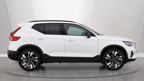 Used Volvo XC40 2025 for sale - 76201081: Photo 3
