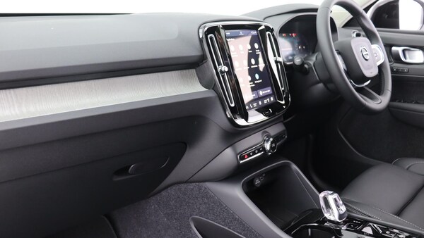 Used Volvo XC40 2025 for sale - 76201081: Photo 41