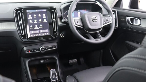 Used Volvo XC40 2025 for sale - 76201081: Photo 44