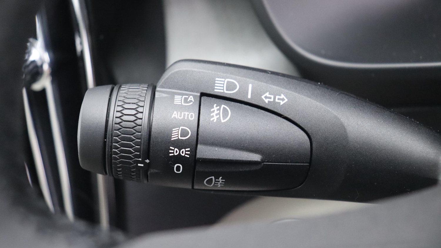 Used Volvo XC40 2025 for sale - 76137382: Photo 20