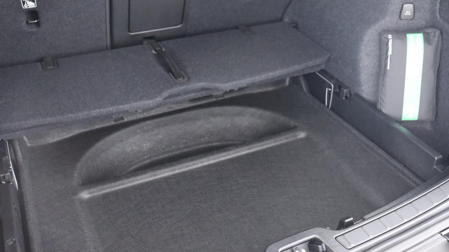 Used Volvo XC40 2025 for sale - 76137382: Photo 37