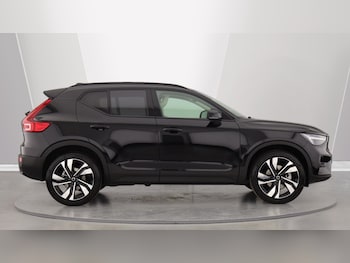 Used Volvo XC40 2025 for sale - 76137382: Photo 3