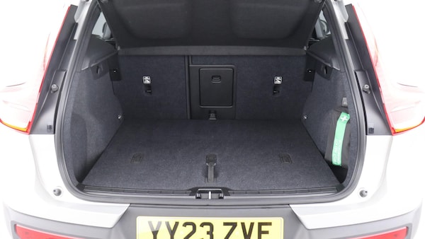 Used Volvo XC40 2023 for sale - 76239376: Photo 13