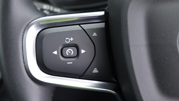 Used Volvo XC40 2023 for sale - 76239376: Photo 21
