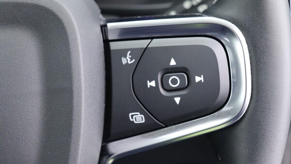 Used Volvo XC40 2023 for sale - 76239376: Photo 22