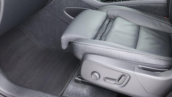 Used Volvo XC40 2023 for sale - 76239376: Photo 30