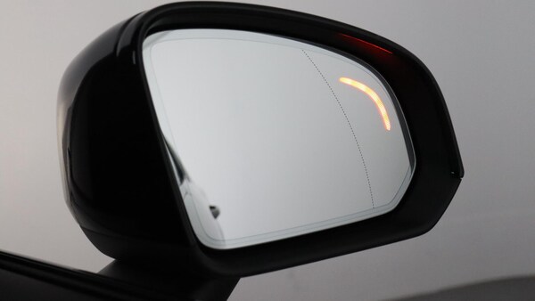 Used Volvo XC40 2023 for sale - 76239376: Photo 32