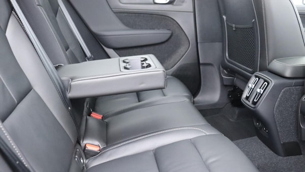 Used Volvo XC40 2023 for sale - 76239376: Photo 33