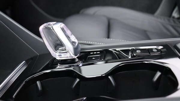 Used Volvo XC40 2023 for sale - 76239376: Photo 47
