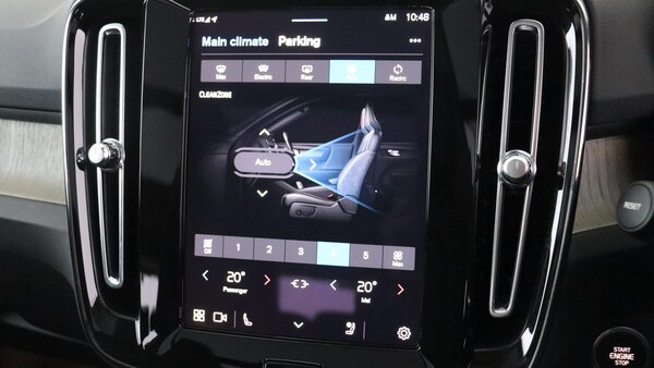 Used Volvo XC40 2023 for sale - 76239376: Photo 54