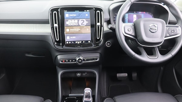 Used Volvo XC40 2023 for sale - 76239376: Photo 5