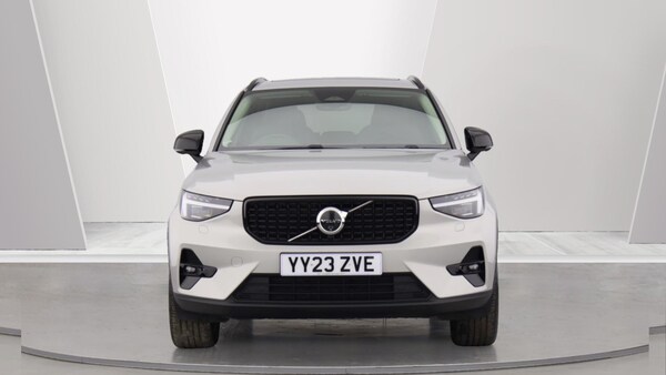 Used Volvo XC40 2023 for sale - 76239376: Photo 8