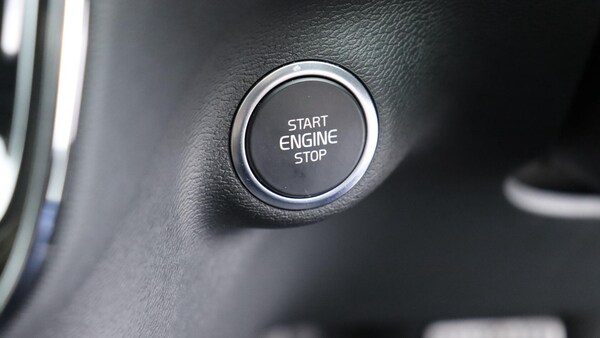 Used Volvo XC40 2025 for sale - 75768786: Photo 27
