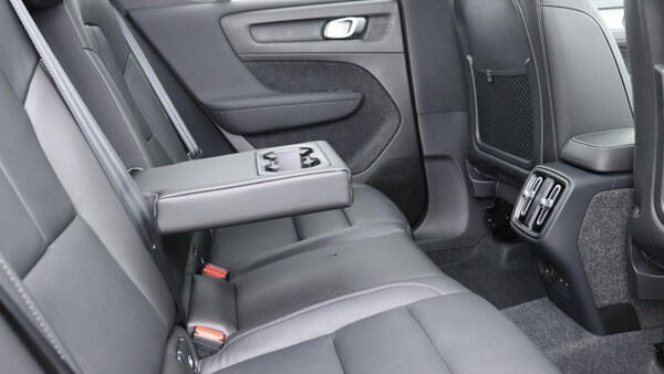 Used Volvo XC40 2025 for sale - 75768786: Photo 33
