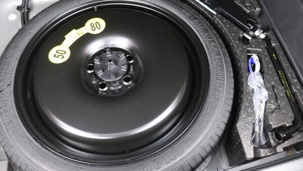 Used Volvo XC40 2025 for sale - 75768786: Photo 38