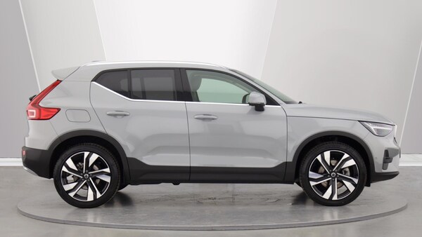 Used Volvo XC40 2025 for sale - 75768786: Photo 3