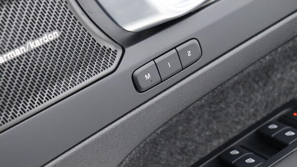 Used Volvo XC40 2025 for sale - 75768786: Photo 44