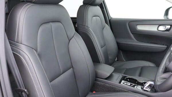 Used Volvo XC40 2025 for sale - 75768786: Photo 46