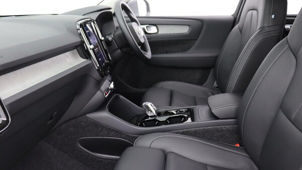 Used Volvo XC40 2025 for sale - 75768786: Photo 49