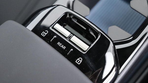 Used Volvo EX30 2025 for sale - 75291906: Photo 43
