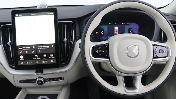 Used Volvo XC60 2025 for sale - 76295240: Photo 10