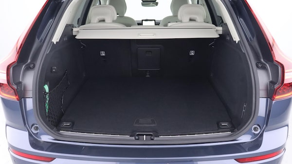 Used Volvo XC60 2025 for sale - 76295240: Photo 13
