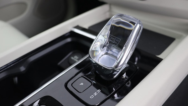 Used Volvo XC60 2025 for sale - 76295240: Photo 25