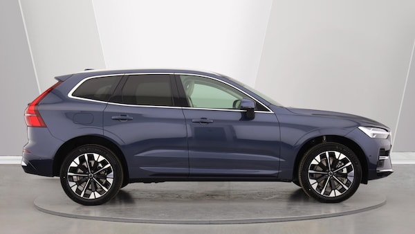 Used Volvo XC60 2025 for sale - 76295240: Photo 3