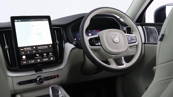 Used Volvo XC60 2025 for sale - 76295240: Photo 44