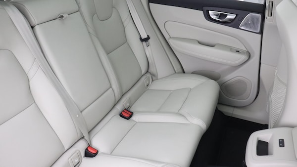 Used Volvo XC60 2025 for sale - 76295240: Photo 6