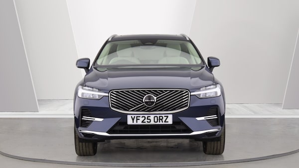 Used Volvo XC60 2025 for sale - 76295240: Photo 8