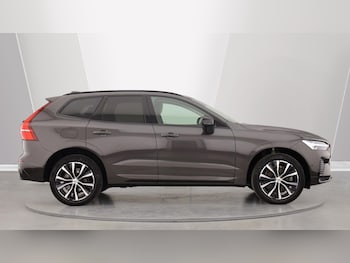 Used Volvo XC60 2023 for sale - 76072068: Photo 3