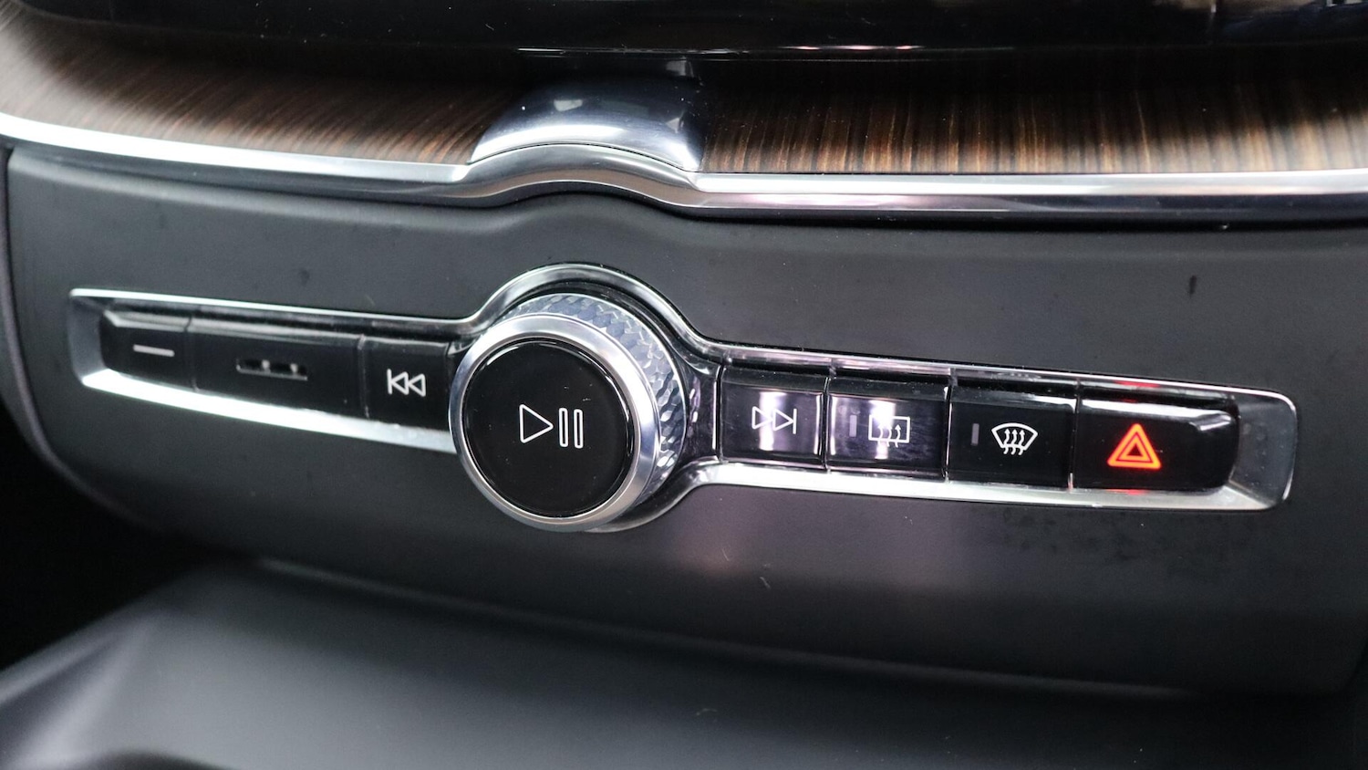 Used Volvo XC60 2023 for sale - 76072068: Photo 50