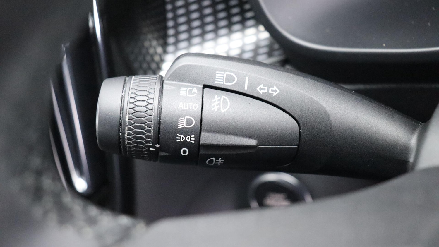 Used Volvo XC40 2023 for sale - 76001391: Photo 20