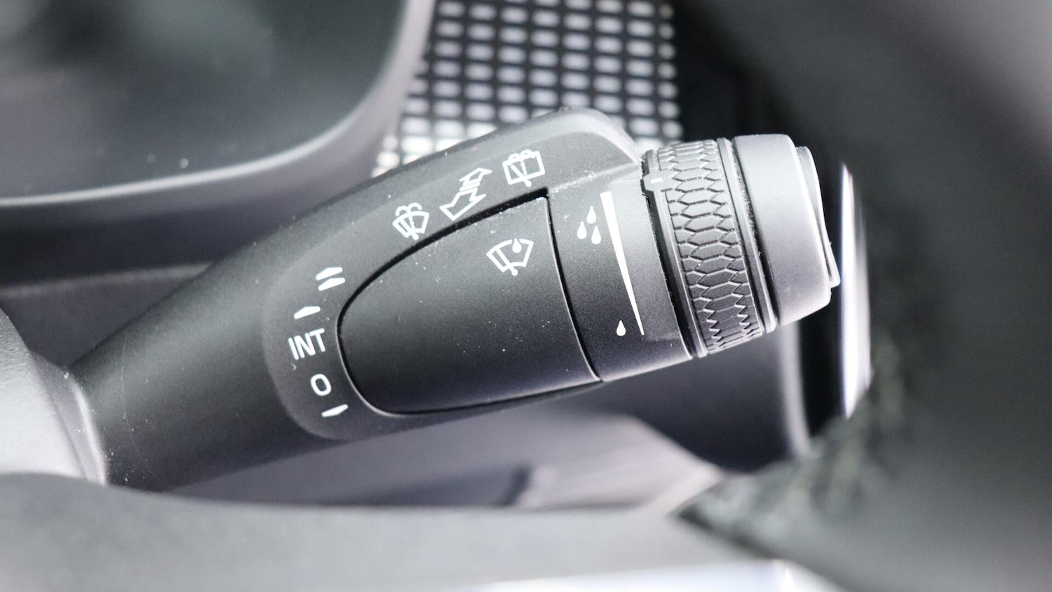 Used Volvo XC40 2023 for sale - 76001391: Photo 23
