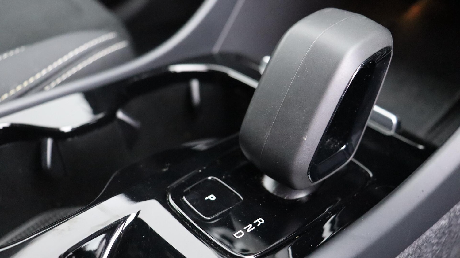 Used Volvo XC40 2023 for sale - 76001391: Photo 25