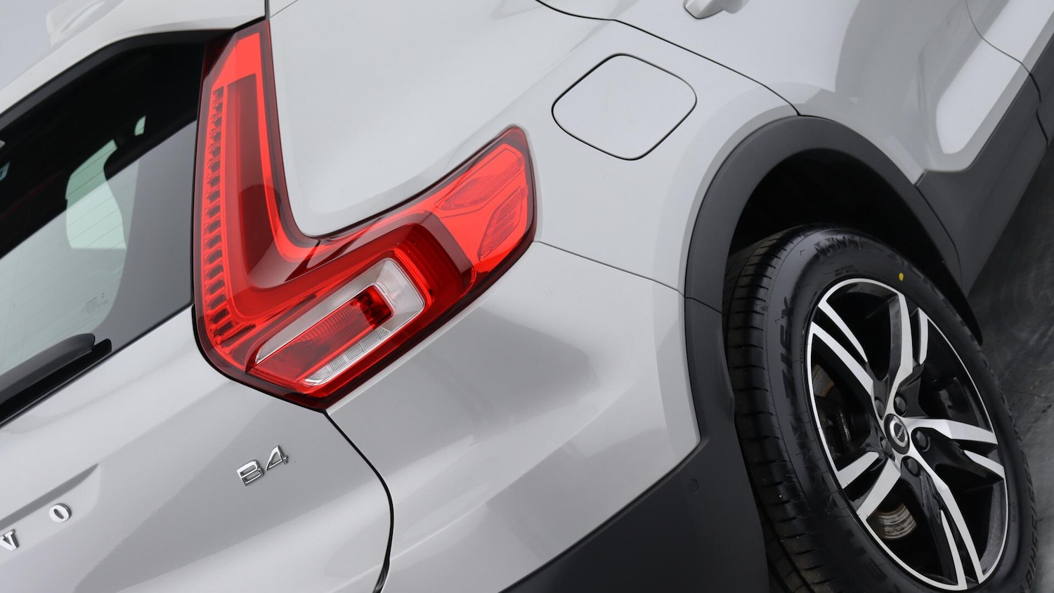 Used Volvo XC40 2023 for sale - 76001391: Photo 36