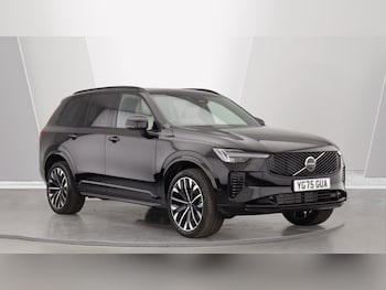 2025 (75) - T8 PHEV AWD Ultra Dark (Sunroof, 360 Camera, Bowers & Wilkins Sound) 5-Door