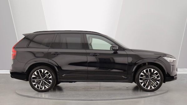 Used Volvo XC90 2025 for sale - 76284062: Photo 3