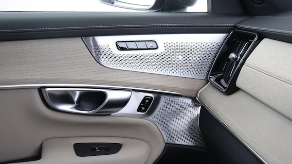 Used Volvo XC90 2025 for sale - 76284062: Photo 40