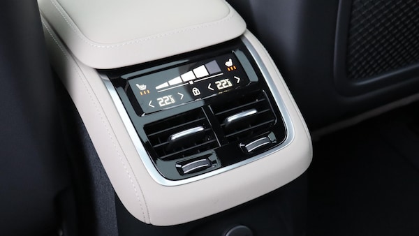 Used Volvo XC90 2025 for sale - 76284062: Photo 42
