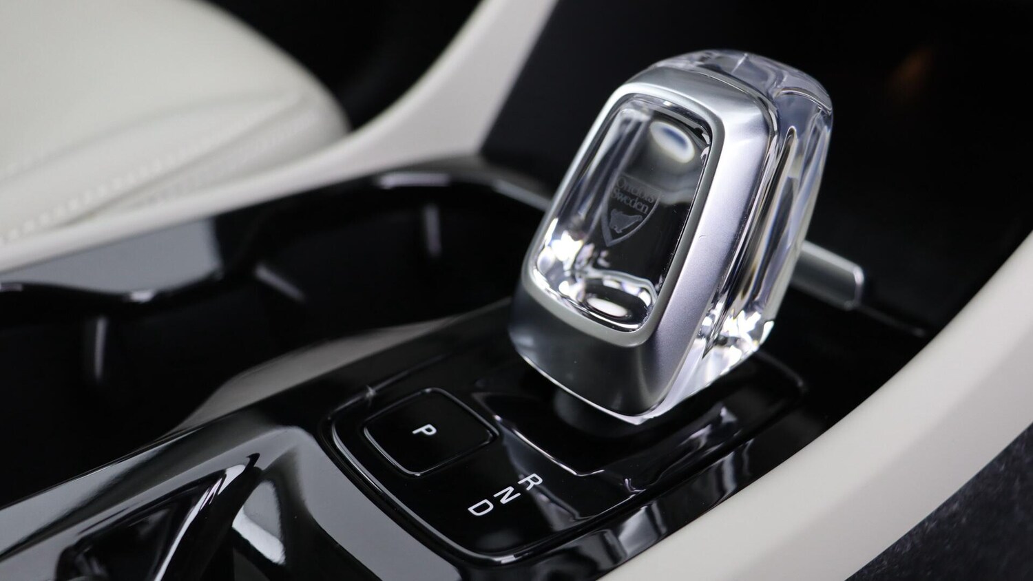 Used Volvo XC40 2023 for sale - 75857755: Photo 25