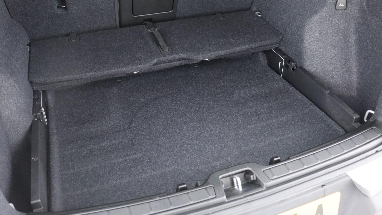 Used Volvo XC40 2023 for sale - 75857755: Photo 39