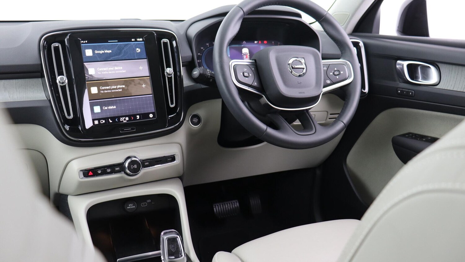 Used Volvo XC40 2023 for sale - 75857755: Photo 51
