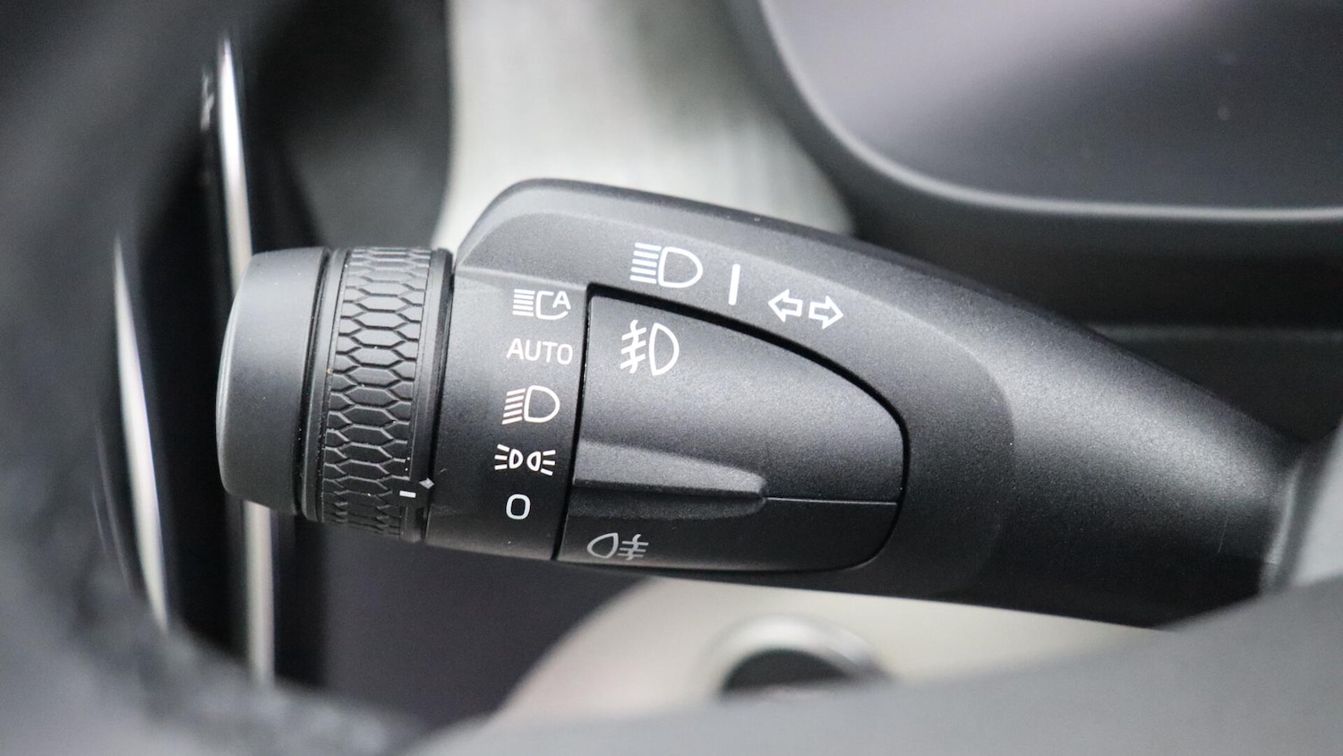 Used Volvo XC40 2025 for sale - 76349710: Photo 20