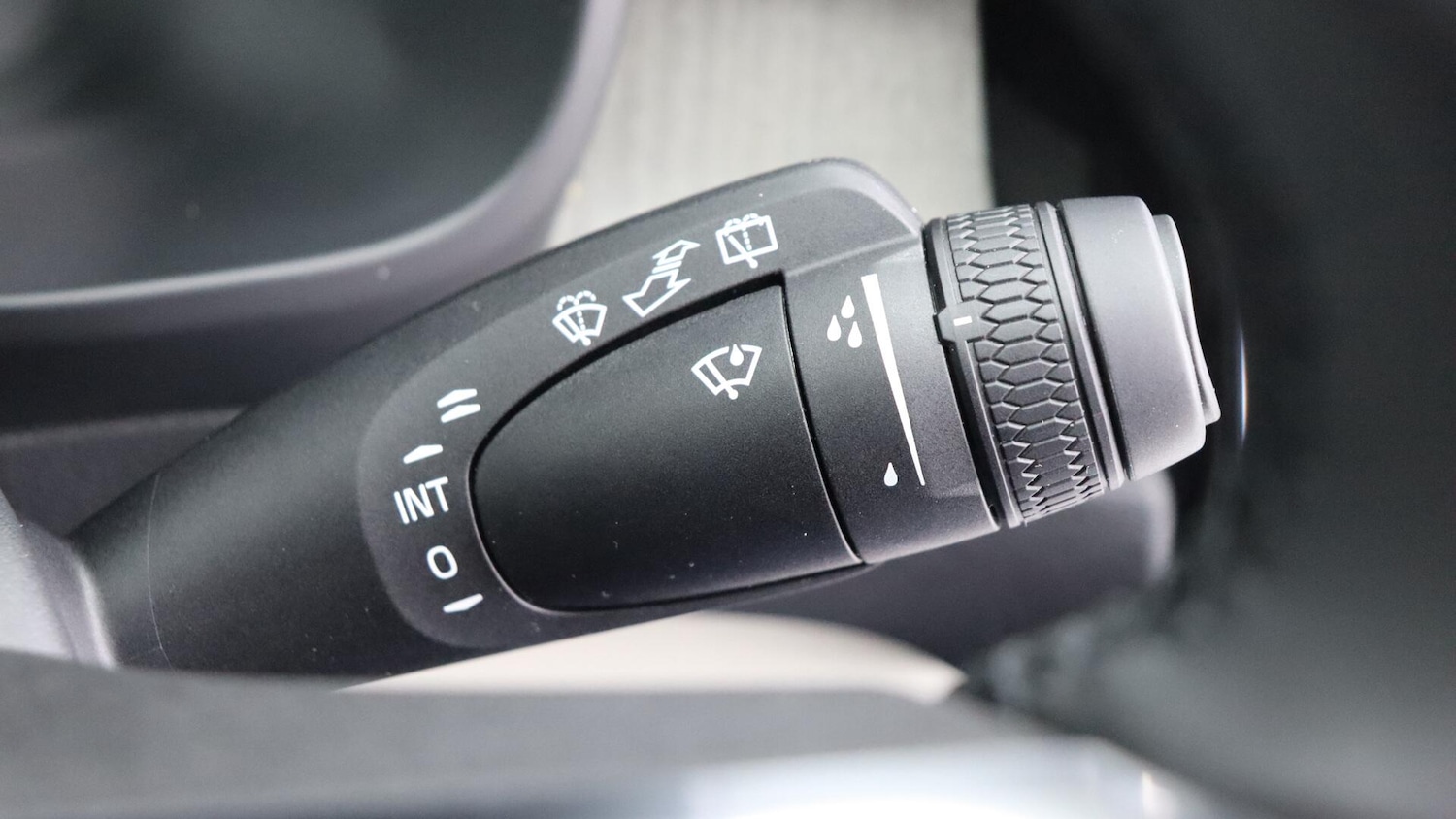 Used Volvo XC40 2025 for sale - 76349710: Photo 23