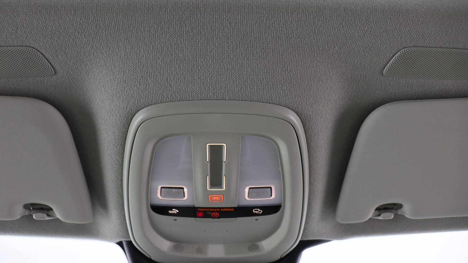 Used Volvo XC40 2025 for sale - 76349710: Photo 28