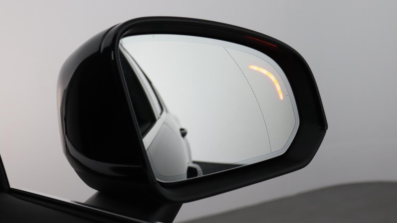 Used Volvo XC40 2025 for sale - 76349710: Photo 32