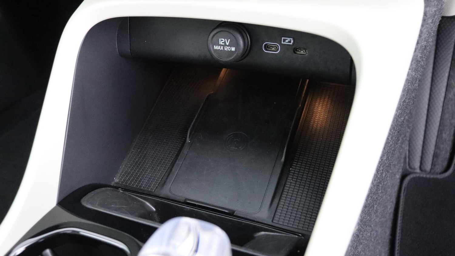 Used Volvo XC40 2025 for sale - 76349710: Photo 39